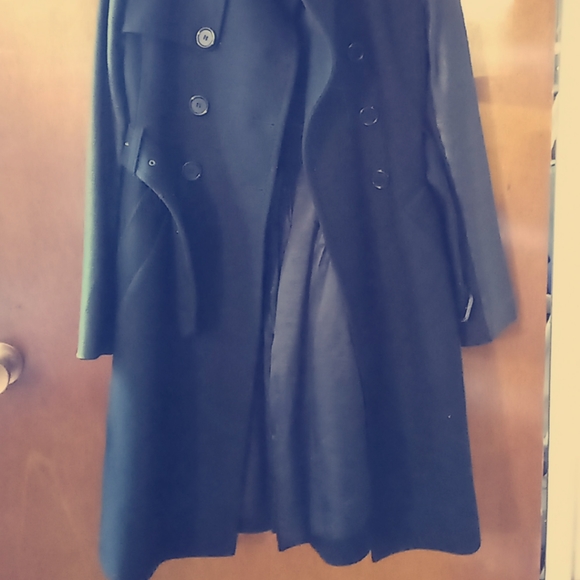 Peacoat - Picture 2 of 3